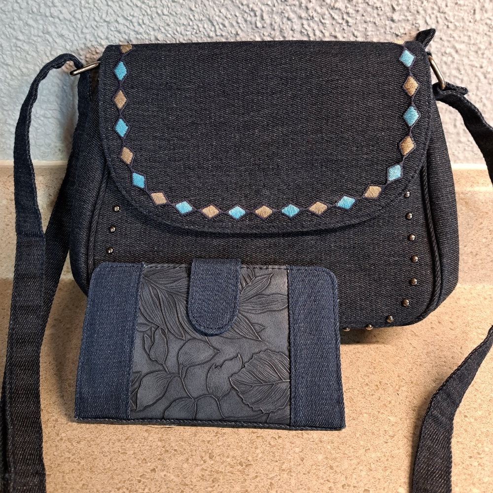 Canyon Sky women’s Embroidered and Studded Denim Crossbody Bag Set